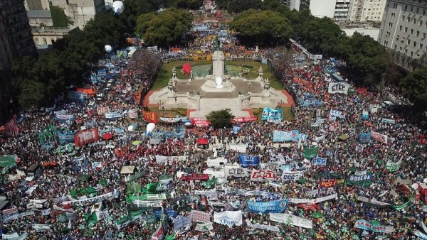 Vamos con todo: importantes colectivos y organizaciones se suman al llamado a votar al Frente de Izquierda