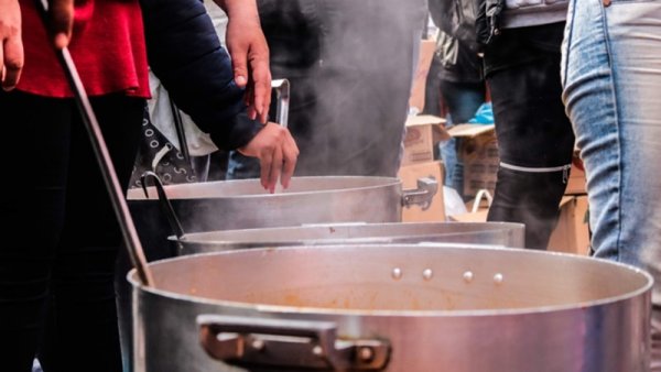 El hambre no se toma vacaciones, el ajuste llegó a los comedores