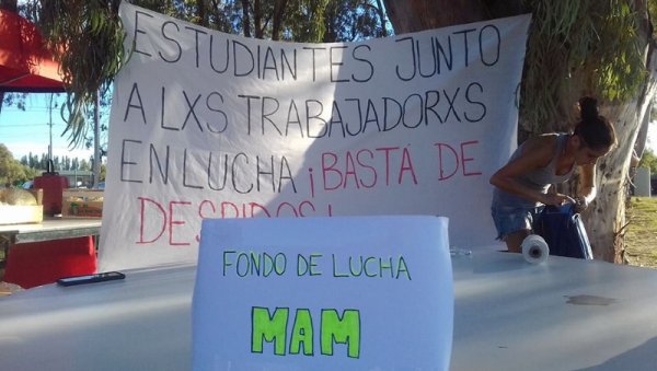 Estudiantes juntan fondos para los despedidos de MAM