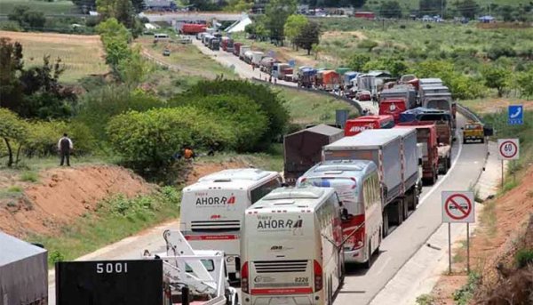 Lula ganó la presidencia pero el bolsonarismo salió fortalecido: hay que derrotarlo en las calles