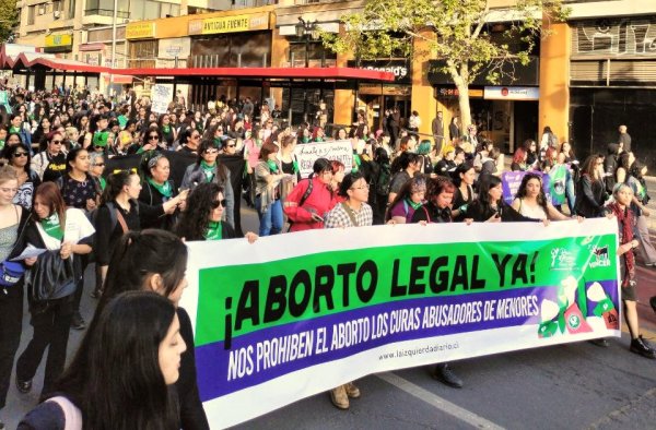 Miles marcharon en Santiago: ¡volvamos a retomar la lucha por el aborto legal y por una Educación Sexual Integral!