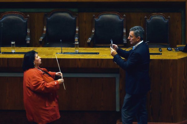 Golpistas: derecha y militares en retiro se lanzan contra conmemoración de los 50 años