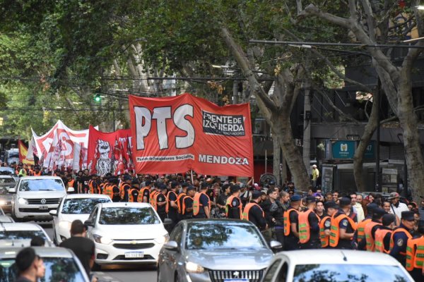 Miles en las calles de Mendoza contra el ajuste y la represión