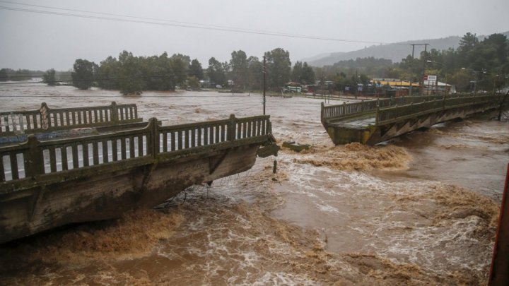 imagen: Puente 3 Arcos, Linares, región del Maule. Lunes 21 de agosto de 2023.