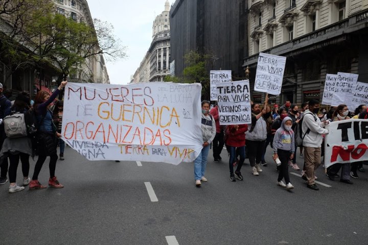 La Comisión de Mujeres, durante una de las movilizaciones en el centro porteño