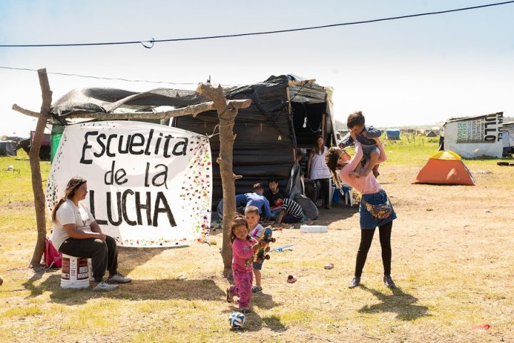 Juegos en la Escuelita