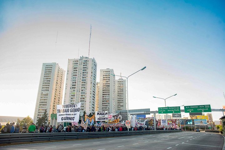 Movilización en Puente Pueyrredón