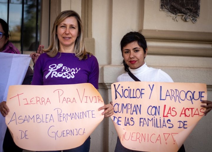 Myriam Bregman y Nicole Salvatierra, candidatas a presidenta y legisladora del Parlasur por el Frente de Izquierda Unidad. Foto: Enfoque Rojo