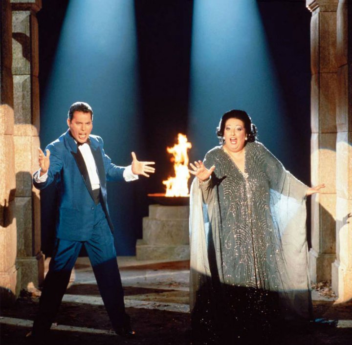 Freddie con la soprano española Montserrat Caballé, año 1988