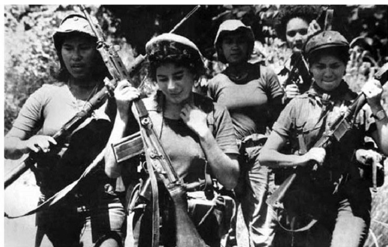 Nicaragua, mujeres combatientes del Frente Sur, 1979.